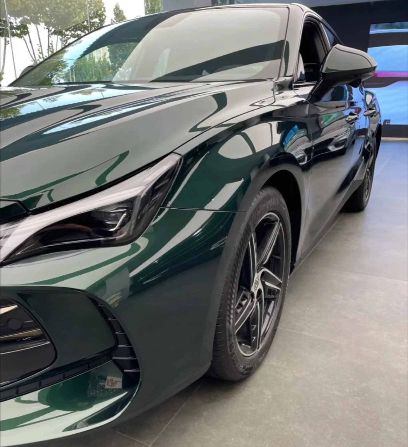 2025 SAIC MG7
