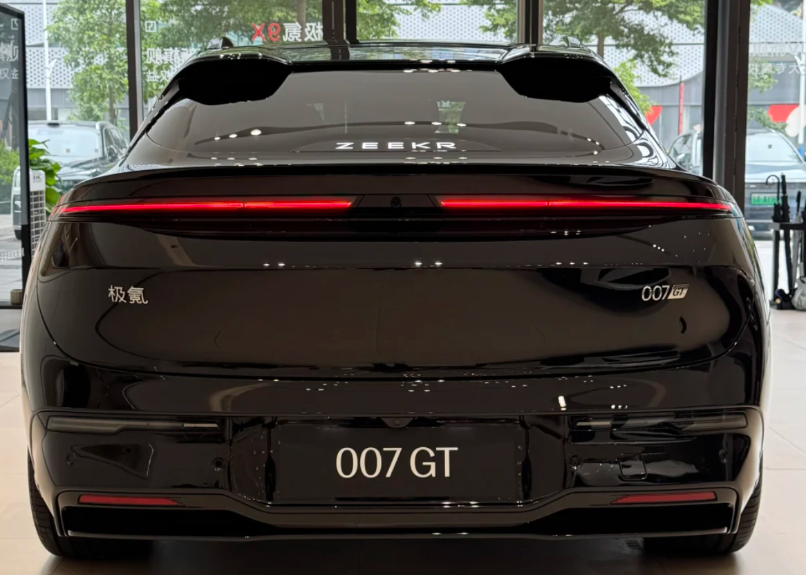 ZEEKR 007  Electric car